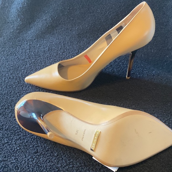 Shoe-Heel - Picture 2 of 3